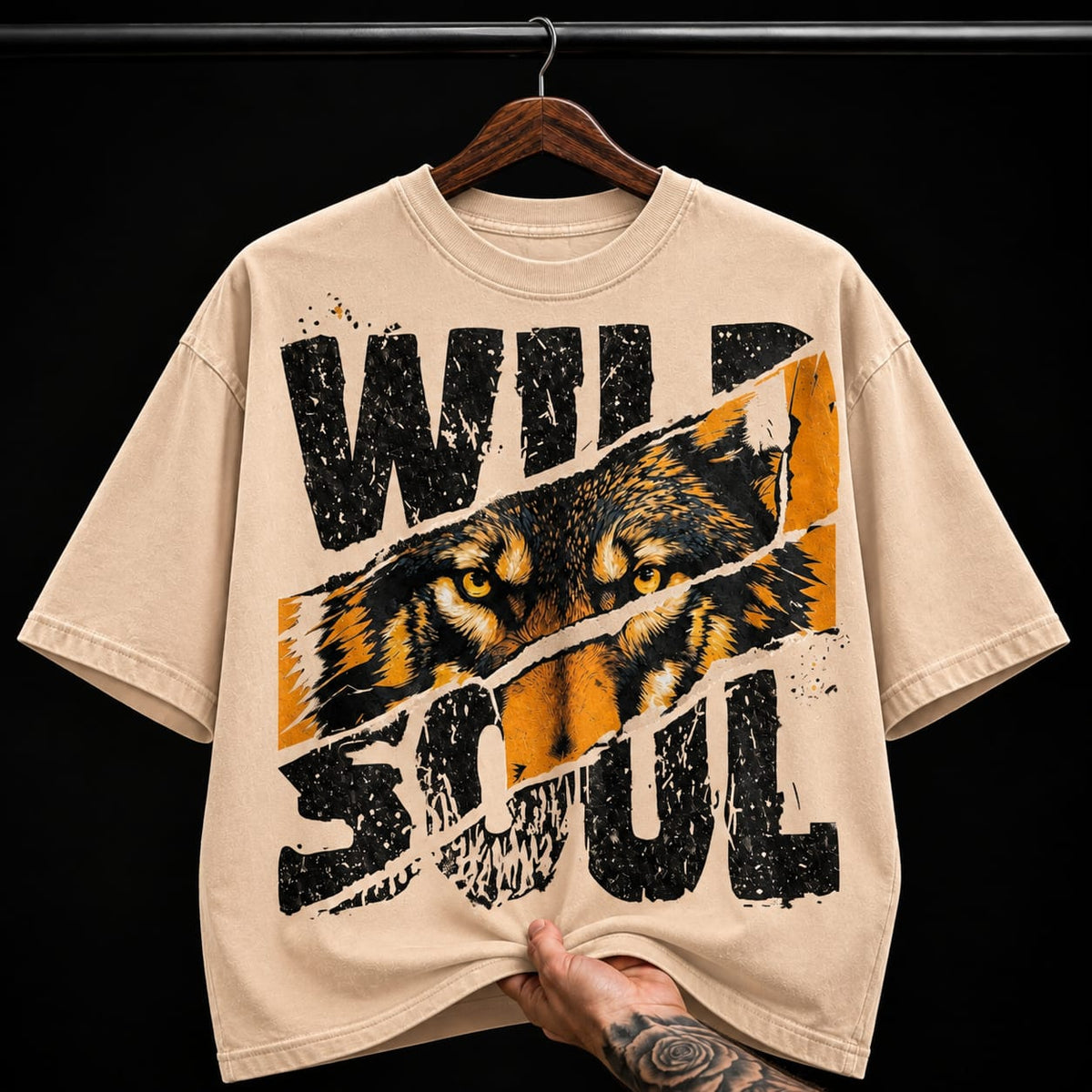 Wild Soul Wolf Tear graphic T-shirt